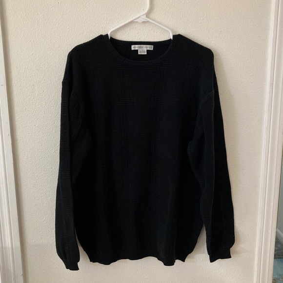 Geoffrey Beene Other - Geoffrey Beene Black Sweater
